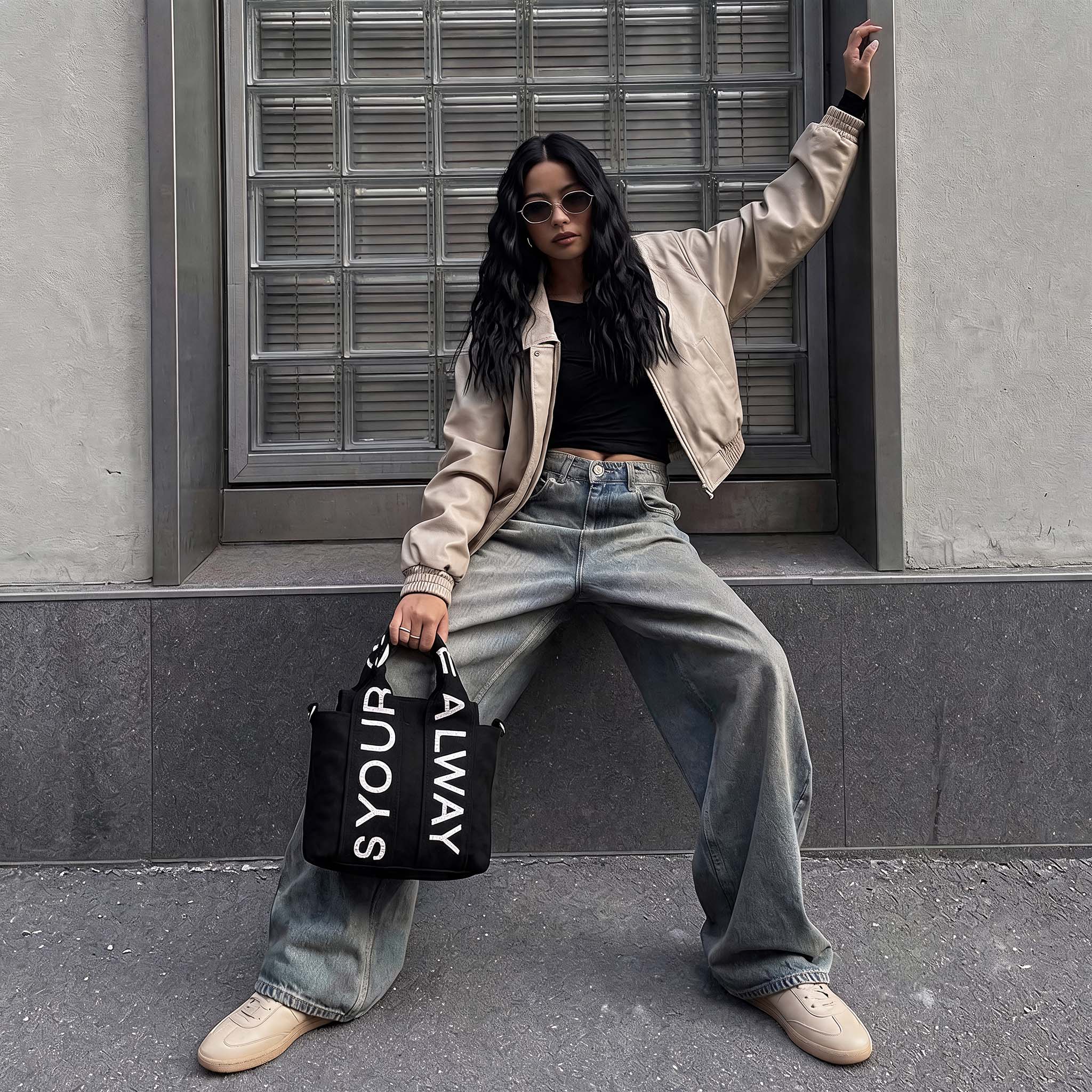 Letters Bag - Black - ORA