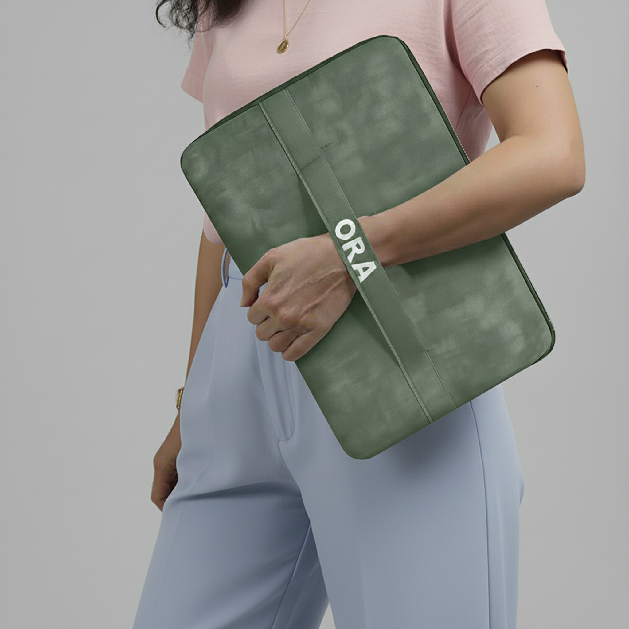 ORA Sentinel Laptop Sleeve in Sage - ORA