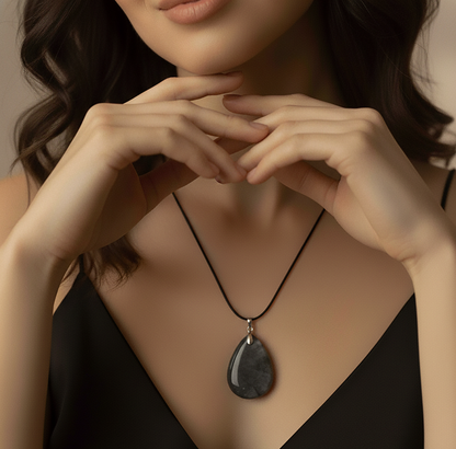 Lunar Teardrop Necklace - ORA